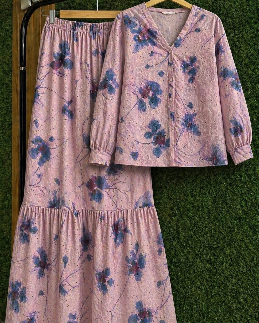 Chikankari Skirt & Top